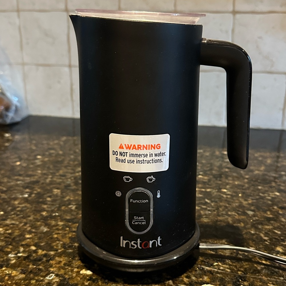 Instant Black Milk Frother